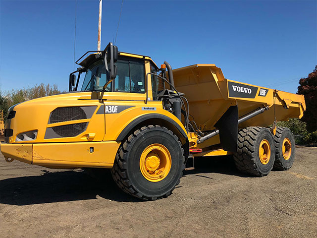 articulated truck